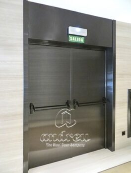 Противопожарни врати